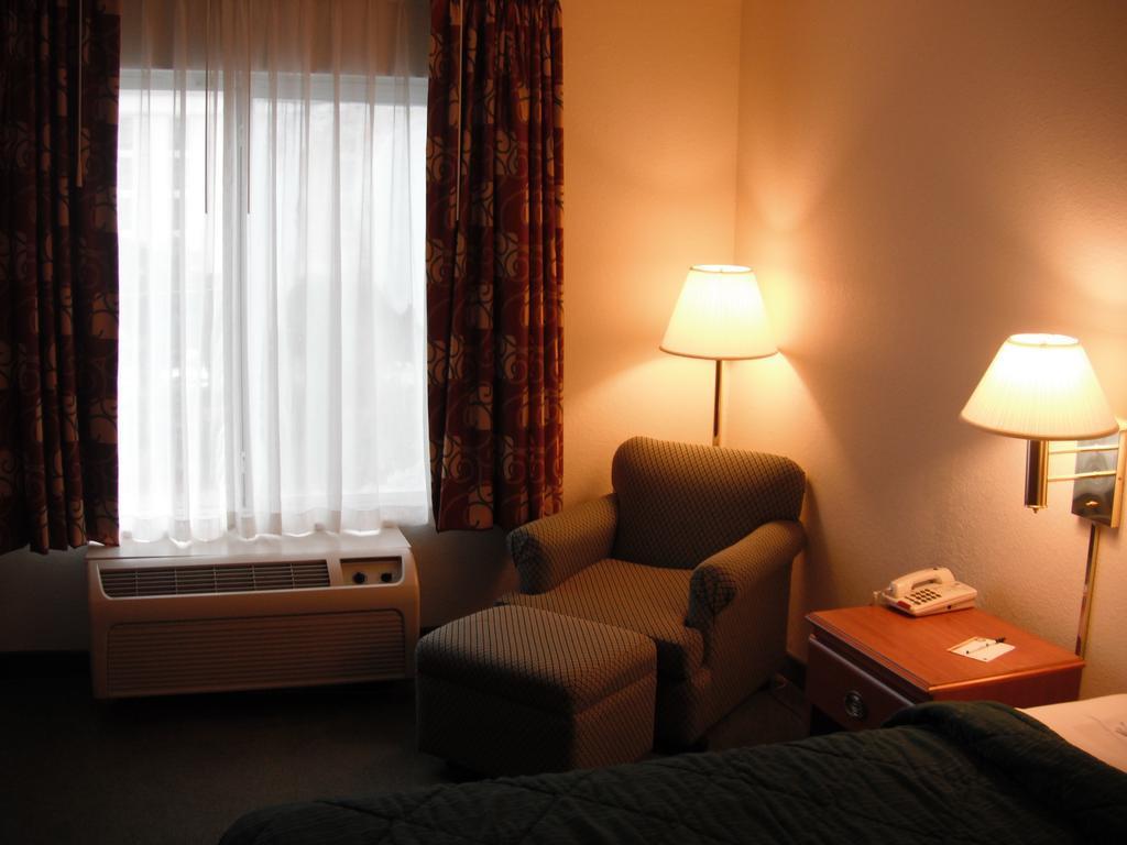 Quality Inn Northlake Tucker Extérieur photo