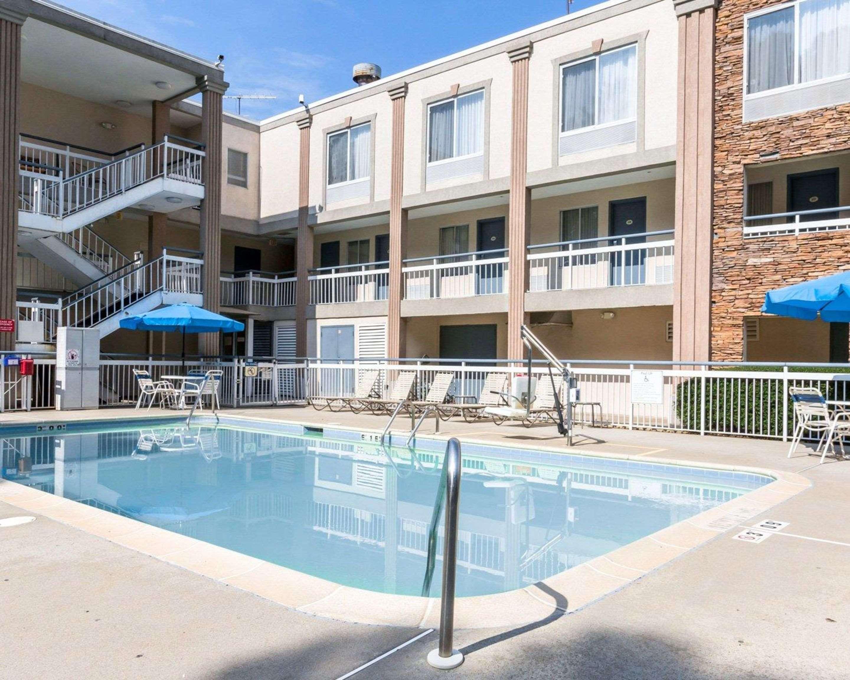 Quality Inn Northlake Tucker Extérieur photo