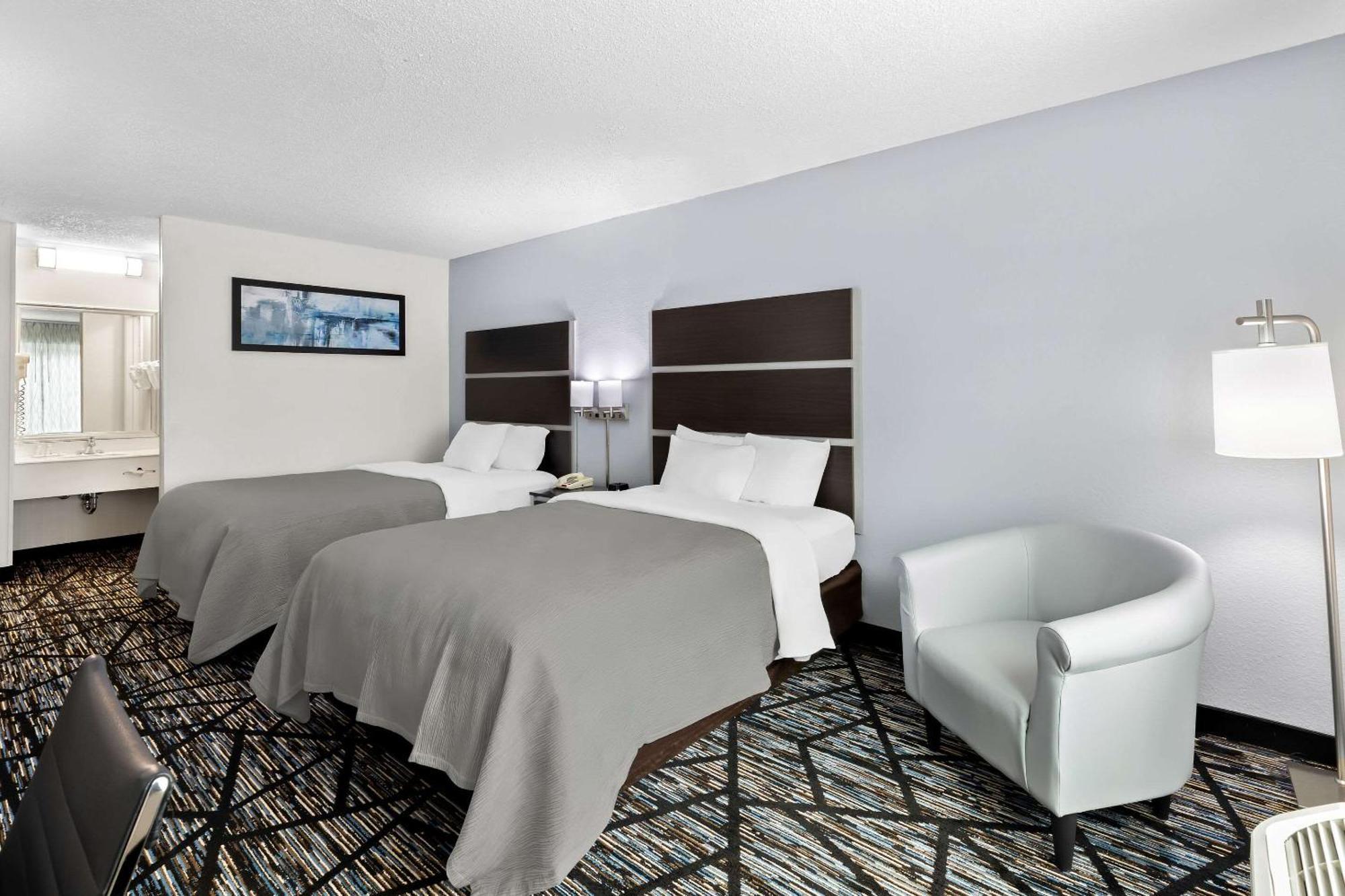 Quality Inn Northlake Tucker Extérieur photo